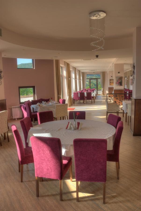 Hotel Chateau Des Bergers Targovishte (Targovishte) Ngoại thất bức ảnh