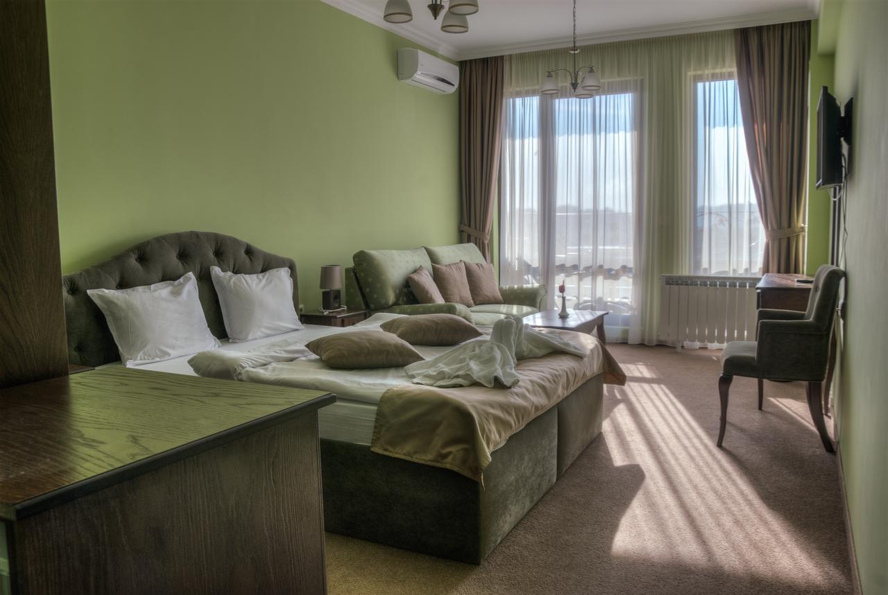 Hotel Chateau Des Bergers Targovishte (Targovishte) Ngoại thất bức ảnh