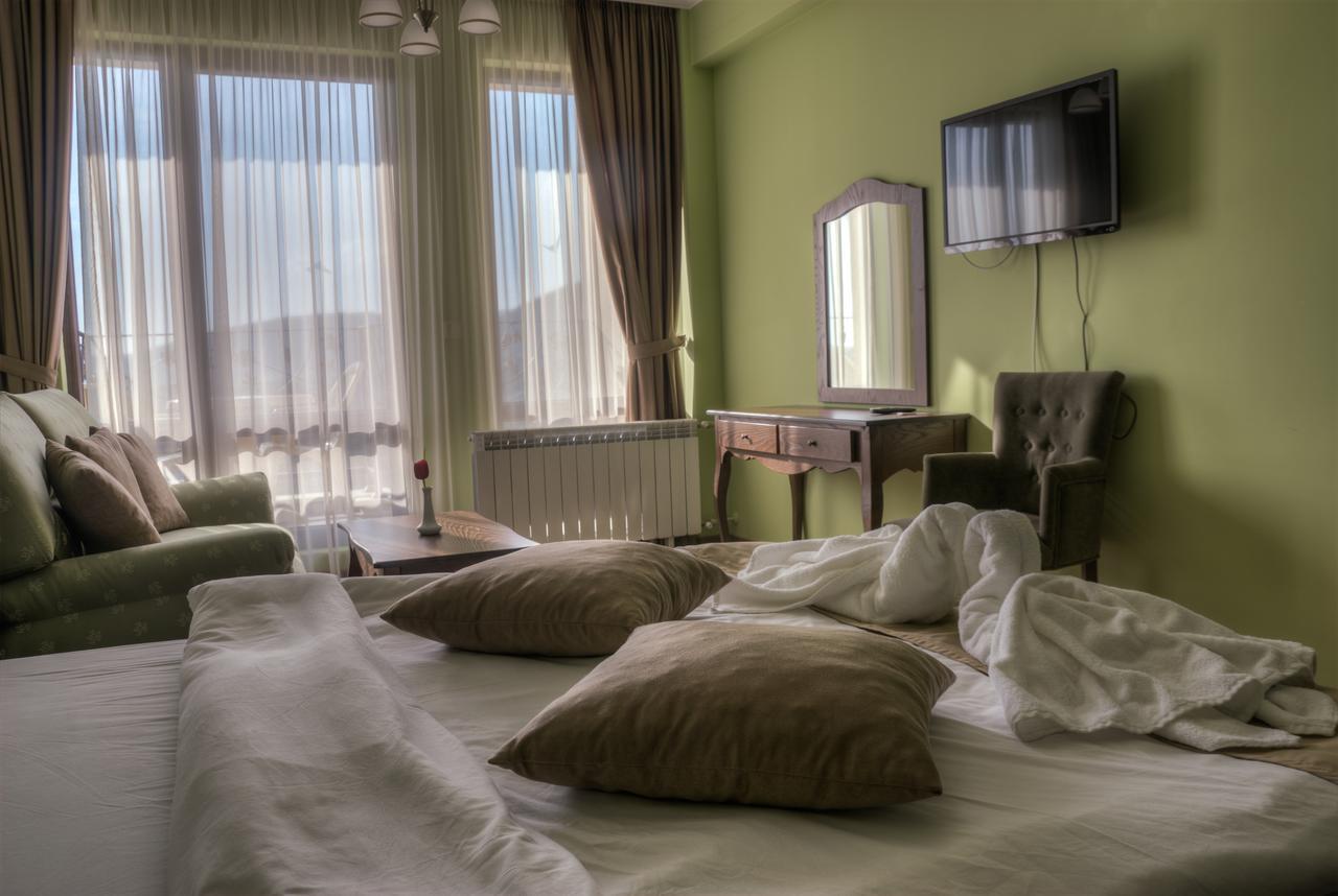 Hotel Chateau Des Bergers Targovishte (Targovishte) Ngoại thất bức ảnh