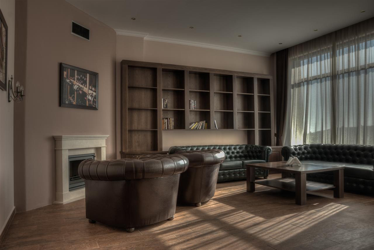 Hotel Chateau Des Bergers Targovishte (Targovishte) Ngoại thất bức ảnh